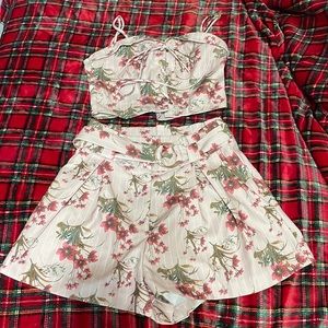 Set de blusa y shorts